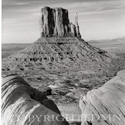 Monument Mitten Alone, Monument Valley, Arizona